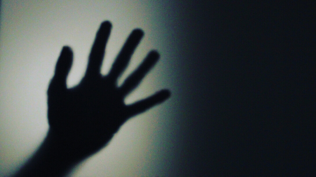 La imagen de lo invisible acompañó siempre al hombre y la posibilidad de que algo existiera eludiendo nuestra visión