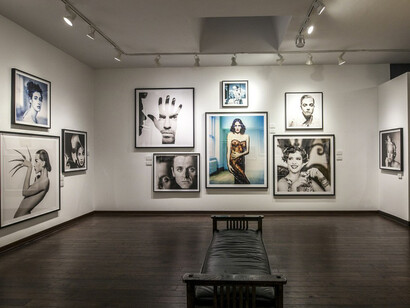 Matthew Rolston. Courtesy of Fahey/Klein Gallery