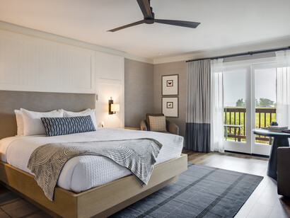 A relaxed coastal getaway with upscale but not ultra luxury vibes. Photo by © Travis Watts