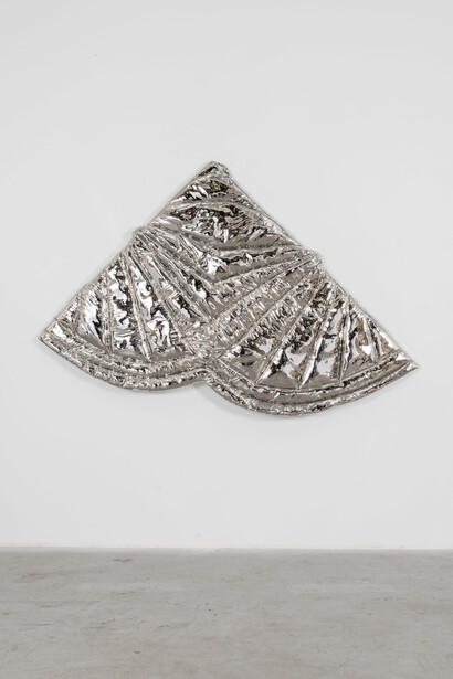 Joel Morrison, Minimal Heart Throb, 2015, Stainless steel, 157,48 x 132,08 x 10,16 cm - 62 x 52 x 4 inches, Edition of 2 + 1 AP, Courtesy of the Artist and Almine Rech Gallery, Photo: Joshua White © Joel Morrison