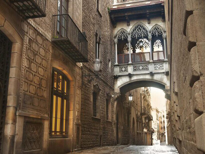 Pont del Bisbe en el Barrio Gótico de Barcelona