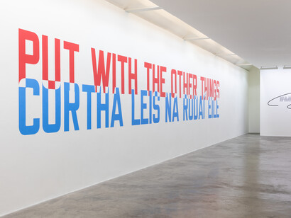Lawrence Weiner, installation view. Courtesy of Kerlin gallery