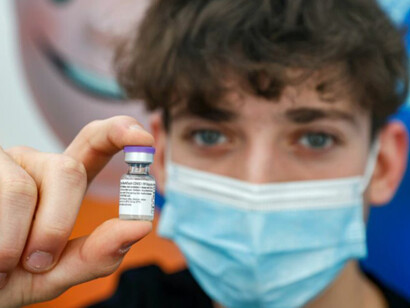 En Alemania se recomienda vacunar a los niños a partir de los 12 años solo para aquellos con enfermedades previas