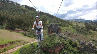 Si estás buscando una experiencia única y llena de adrenalina en Cusco, Perú, este plan de actividades extremas es ideal para ti