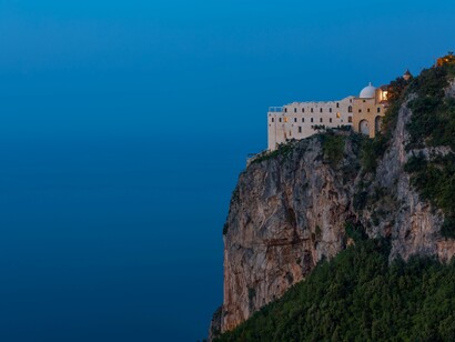 Lo spettacolo dell'antico Monastero di Santa Rosa