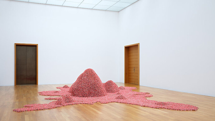 Ernesto Neto. Courtesy of Museum der bildenden Künste Leipzig