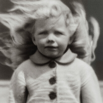 Bennett Miller,
Untitled, 2022–23.
Pigment print of AI-generated image,
33 3/4 x 33 3/4 inches,
85.7 x 85.7 cm.
Edition of 3 + 2 AP.
Courtesy of Gagosian