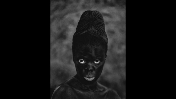 Nobody can love you more than you. Courtesy of Galleria del Cembalo