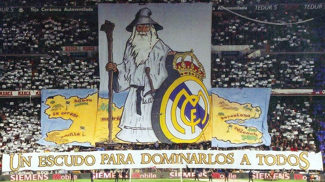 Lucido mural realizado por parte de los aficionados del Real Madrid