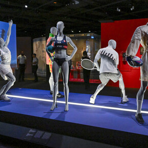 Fashion and sport, exhibition view. Courtesy of the Olympic Museum