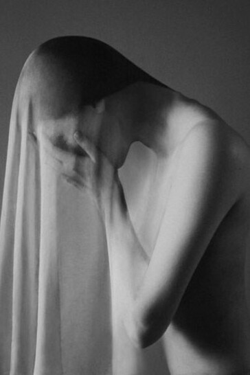 Autorretrato de Noell S. Oszvald