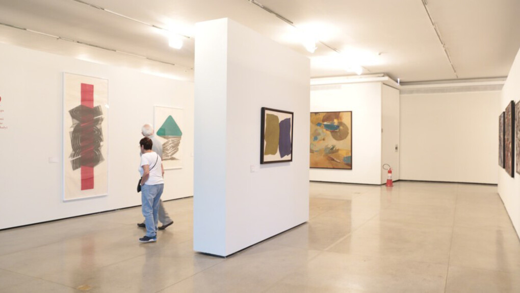 Eight decades of informal abstraction. Courtesy of MAM