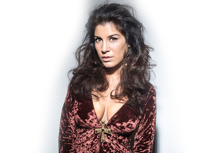Claudia Pavone