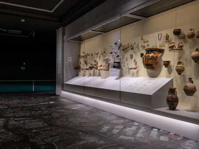 Crete. Three ancient cities revived. Courtesy of The Museum of Cycladic Art