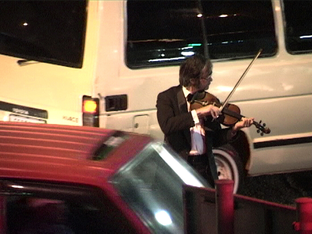 Marianne Halter & Mario Marchisella, The Conductors Fear of the Soloist - ten small pieces for violin, 2008, courtesy Carroll / Fletcher (detail)