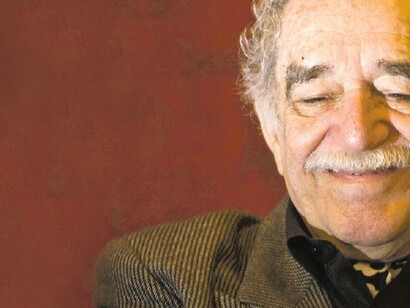 Gabriel García Márquez en una sesión fotográfica