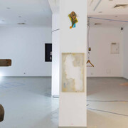 Rafael F. Serrano y Rafael U. Serrano, Intenciones y soluciones, vista de exhibición. Cortesía de ABRA