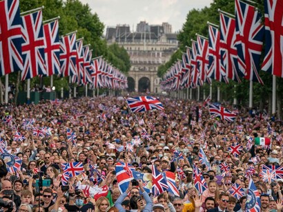 A sea of UK citizens gather in The Mall, London, to celebrate Queen Elizabeth II’s Golden Jubilee in 2002