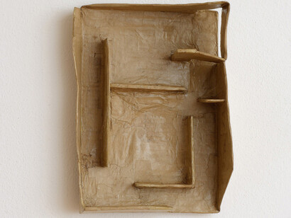 Rodrigo Hernández, "Senza titolo", 2014, cartone, carta, cm.20x30,9