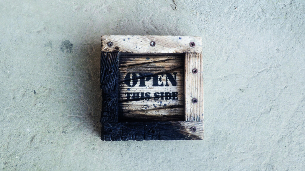 Rock, Paper, Scissors. Courtesy of Punto sull'arte