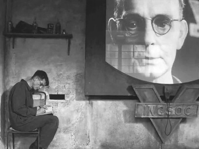 Escena de la película inglesa "1984", basada en la obra de George Orwell