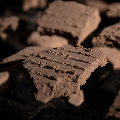 Watering the Distant, Deserting the Near (detail). Installation by Nasser Alzayani. Louvre Abu Dhabi. Photo by Xavier Ansart