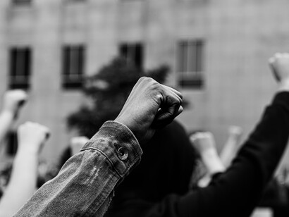 Ante una desigualdad mediática, la libertad de expresión se puede ver afectada