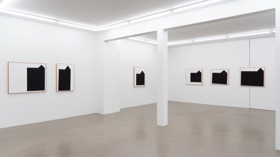 Horst Antes, Keine paare, keine gruppen, exhibition view. Courtesy of Meyer Riegger