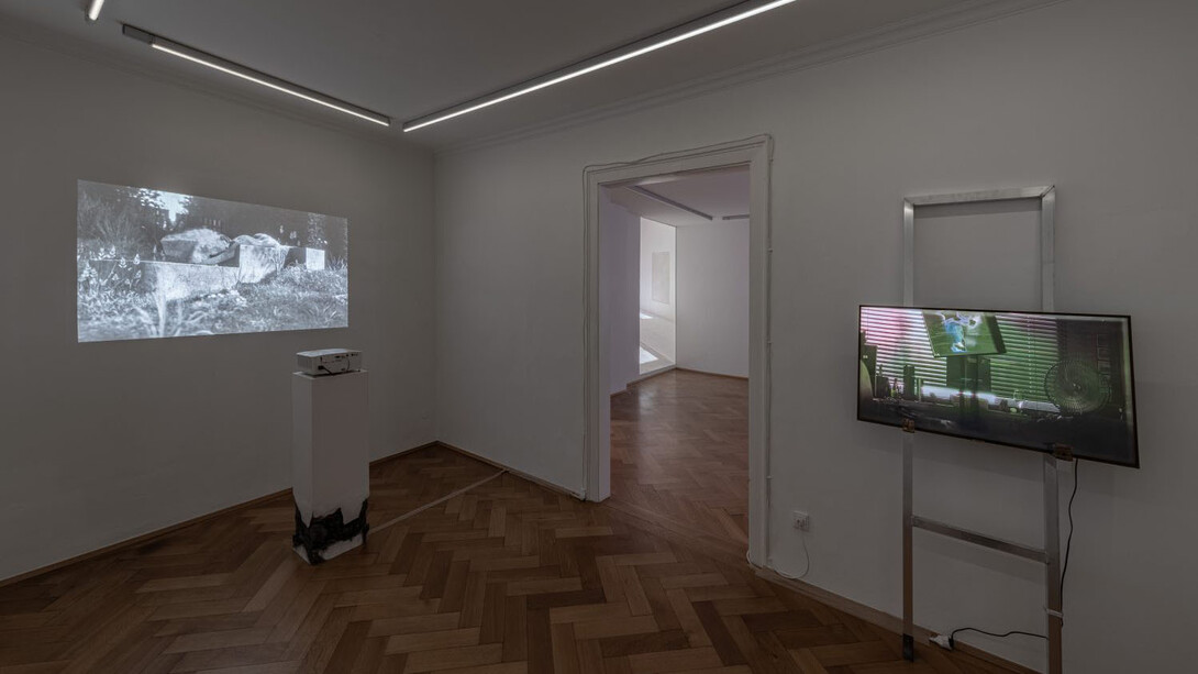 Paul Valentin, Zharroktal, ausstellungsansicht. Mit freundlicher genehmigung der Galerie Britta Rettberg