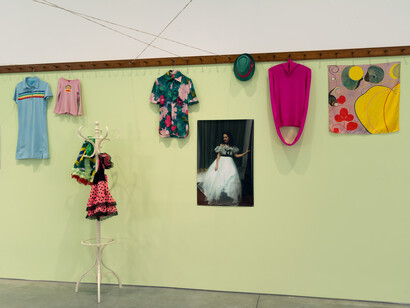 Dominique Gonzalez-Foerster, euqinimod & costumes, 2014, Mixed media installation, 15 ft x 40 ft 3 inches x 15 ft