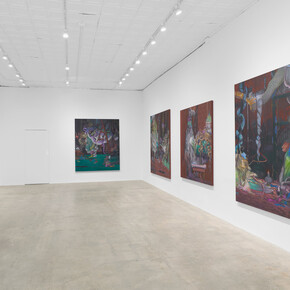 Bea Scaccia, Groomed, exhibition view. Courtesy of Gagosian Gallery
