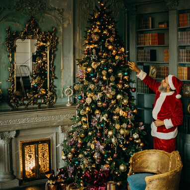 A nostalgia dos anos 80 e os desafios tecnológicos atuais dialogam em uma tarde em família assistindo a Natal em 8 Bits