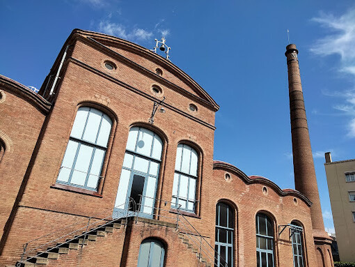 Los legisladores republicanos y socialistas se preocupan por la prevención de accidentes laborales, las condiciones de salubridad en las fábricas.  Vapor Aymerich, Amat y Jover, hoy Museo, Terrassa, Cataluña, España