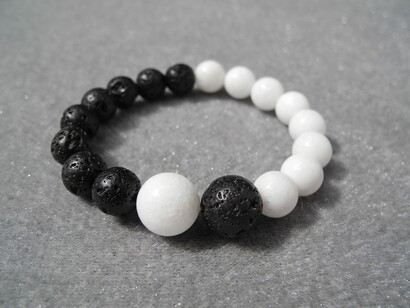 A função reguladora dos contrários