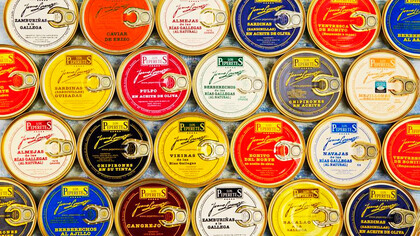 La variedad de productos enlatados de la marca de conservas 'Los Peperetes'