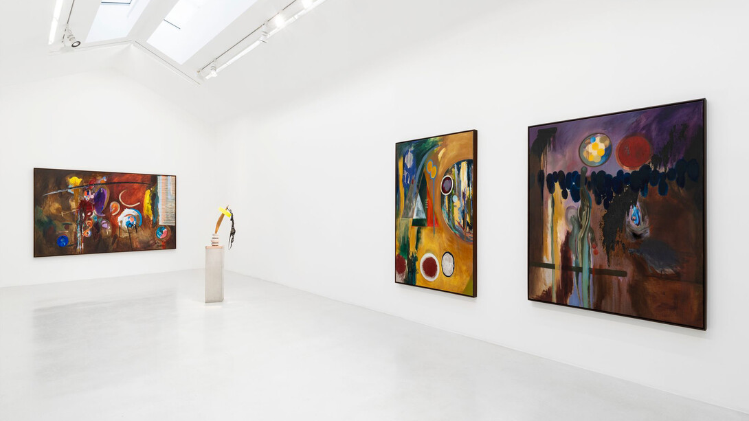 Bharti Kher, The sun splitting stones, exhibition view. Courtesy of Perrotin