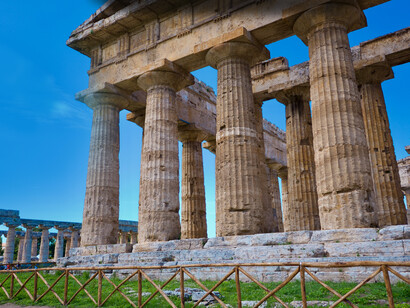 Ogni paesaggio, più di qualunque altro “luogo”, comunica il sapere specifico di un popolo