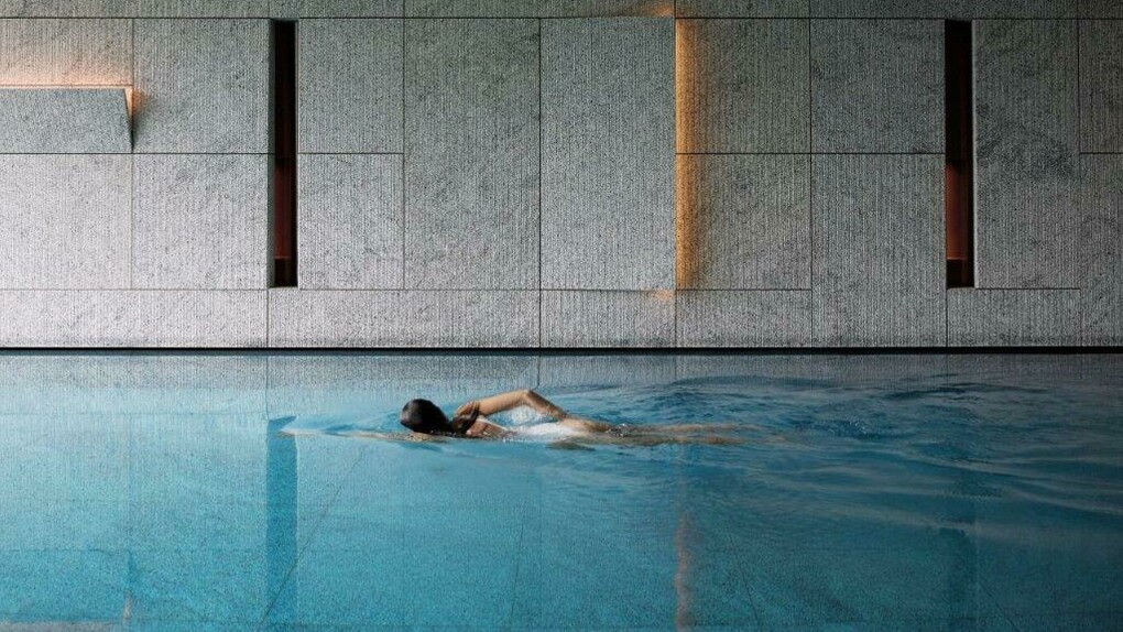 Lefay Resort & SPA Dolomiti, La piscina coperta