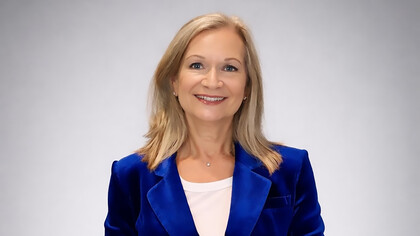Dr Carolyn Mair is a British cognitive and behavioral psychologist who specializes in understanding how clothing and fashion influence human behavior, identity, and decision-making