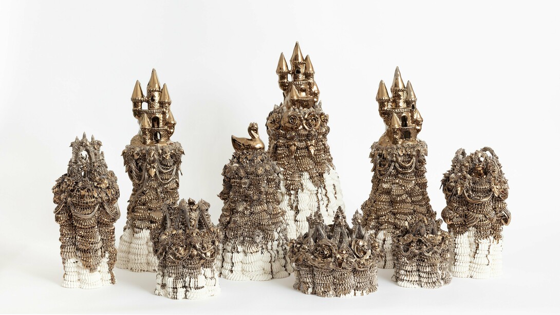 Ebony Russell, Mirrored Kingdom, Porcelain and glaze,  2024, Dimensions Variable 35 x 20 x 20 inches. Courtesy of the artist and Claire Oliver Gallery