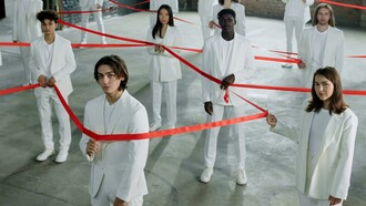 Coletivo de pessoas. Quando se trata dos humanos, raramente nos damos conta de que existe uma quantidade enorme de termos coletivos