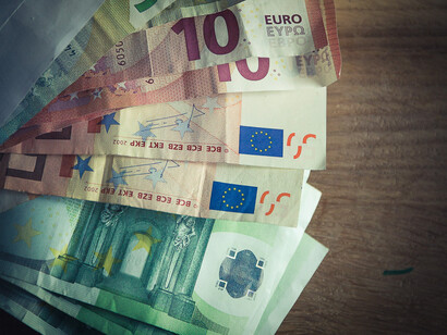 Dans le contexte  d'une année marquée par des sinistres climatiques à répétition et les émeutes urbaines du début de l'été, les cotisations et les franchises ont explosé