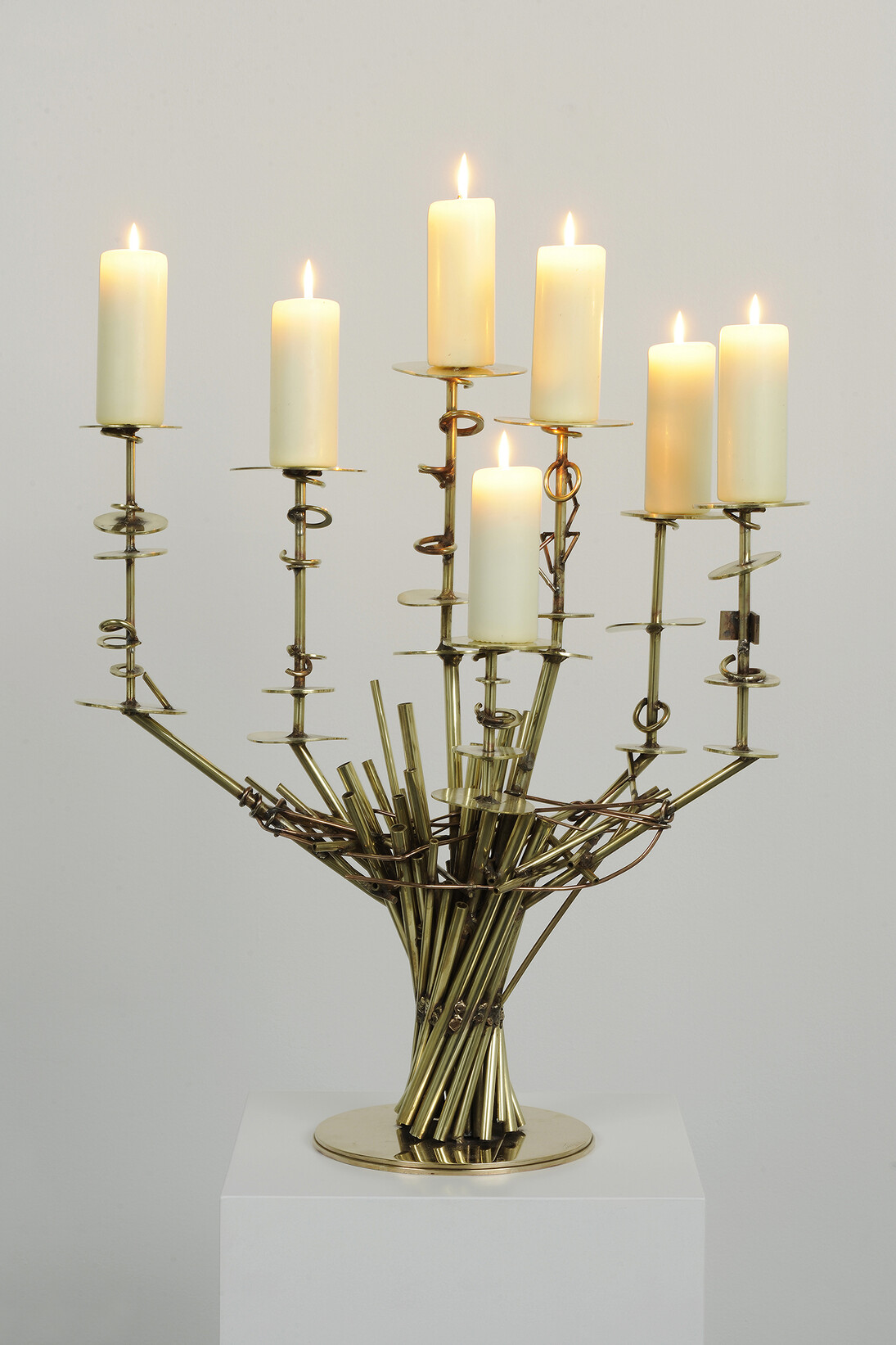 César, Pair of Candelabras, 1997/2011, Welded bronze with gold patina, 24 x 27 x 10 inches, 61 x 68.6 x 25.4 cm, Fondeur Bocquel, Edition of 8 + 4 AP, Numbered 6/8A and 6/8B. Photo by Philippe D . Brussels. Copyright: © 2014 Artists Rights Society (ARS), New York / ADAGP, Paris. 