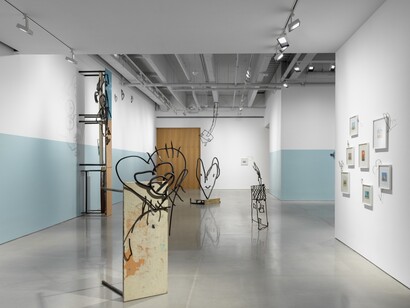 Petrit Halilaj, Abetare, vista de exhibición. Cortesía de la galería kurimanzutto
