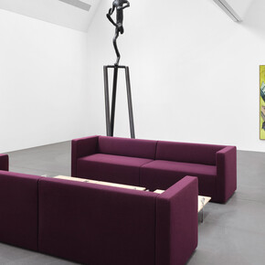 Barry Flanagan and Ursula Reuter Christiansen, Fable and form, exhibition view. Courtesy of Von Bartha. Photo by Philipp Hänger / von Bartha
