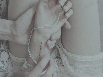 Il filo. Ph Laura Makabresku