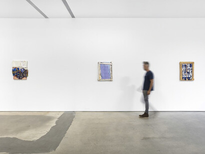 Leslie Wayne, Exhibition view. Courtesy of Jack Shainman Gallery