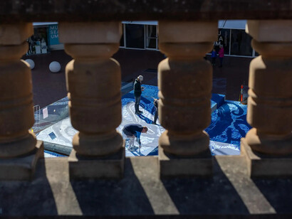 Shallow iridescence, exhibition view. Courtesy of the Australian National Maritime Museum