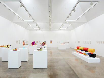 Peter Shire. Courtesy of Kayne Griffin Corcoran