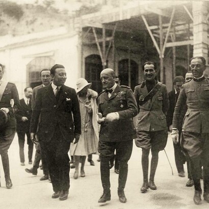 Gabriele D'Annunzio e l'editore italiano Arnoldo Mondadori, prima del 1938